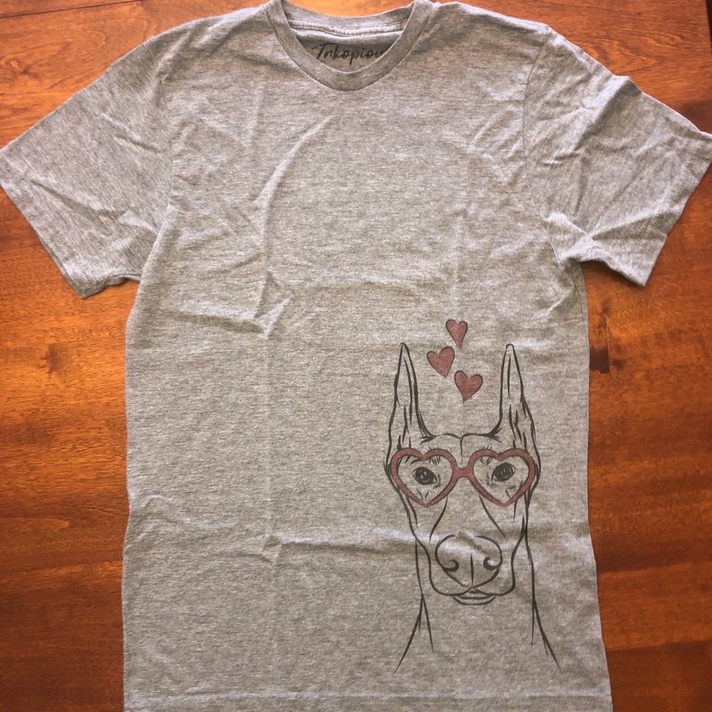 ❤️ novelty fitted T-shirt with Doberman